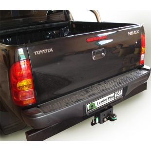 ТСУ для TOYOTA HILUX (4WD) (N2) с задним силовым бампером 2008-